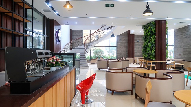 Mở đầu chuỗi dịch vụ của Sunshine Group, S’cafe Palace lộng lẫy ngày khai trương - Ảnh 3.