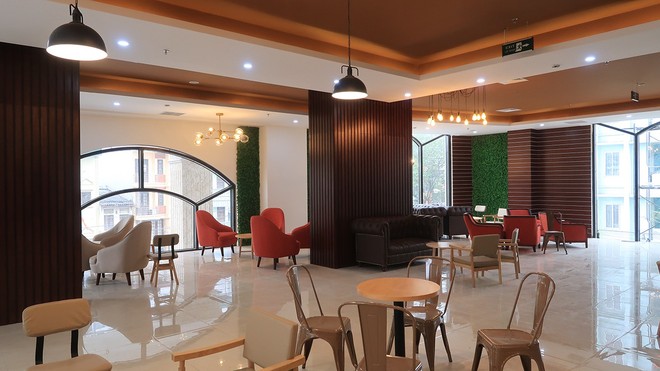 Mở đầu chuỗi dịch vụ của Sunshine Group, S’cafe Palace lộng lẫy ngày khai trương - Ảnh 4.