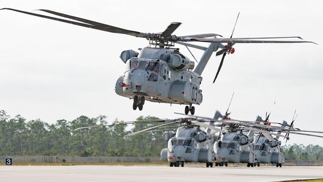 Sức mạnh trực thăng CH-53 King Stallion đắt giá của quân đội Mỹ - Ảnh 4.