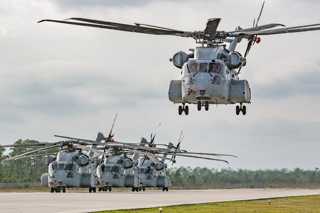 Sức mạnh trực thăng CH-53 King Stallion đắt giá của quân đội Mỹ - Ảnh 5.