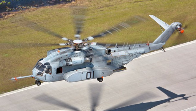 Sức mạnh trực thăng CH-53 King Stallion đắt giá của quân đội Mỹ - Ảnh 6.