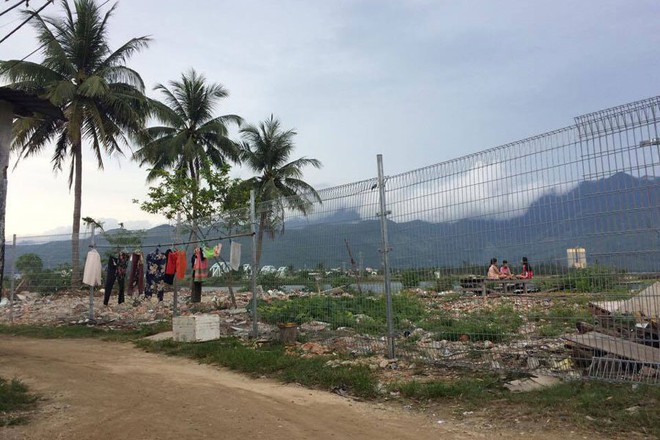 Dự án Lancaster Nam O Resort Đà Nẵng: Chưa được giao đất đã rào đường, rao bán nền - Ảnh 1.