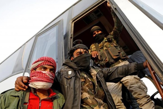 Hình ảnh các phiến quân Syria tại “cối xay thịt” Đông Ghouta - Ảnh 1.