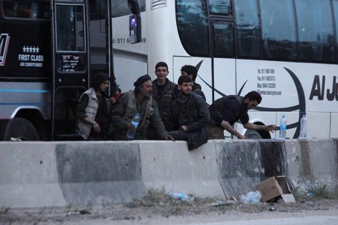 Hình ảnh các phiến quân Syria tại “cối xay thịt” Đông Ghouta - Ảnh 5.