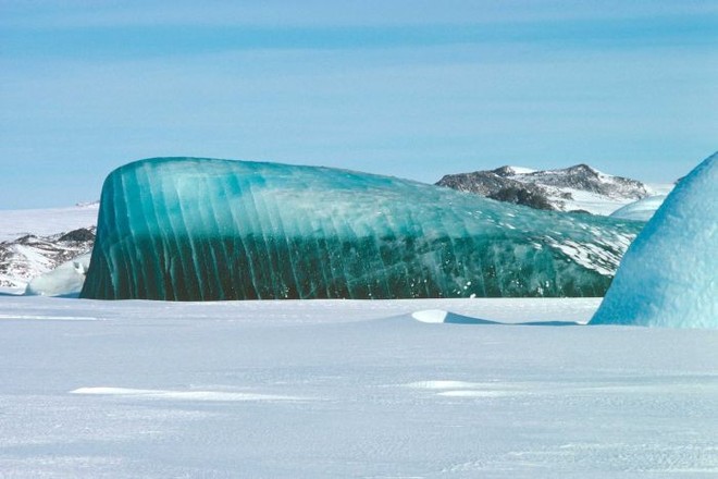 Tại sao lại có tảng băng vừa xanh vừa sọc này? Câu trả lời sẽ giúp bạn hiểu thiên nhiên tuyệt diệu đến thế nào - Ảnh 3.