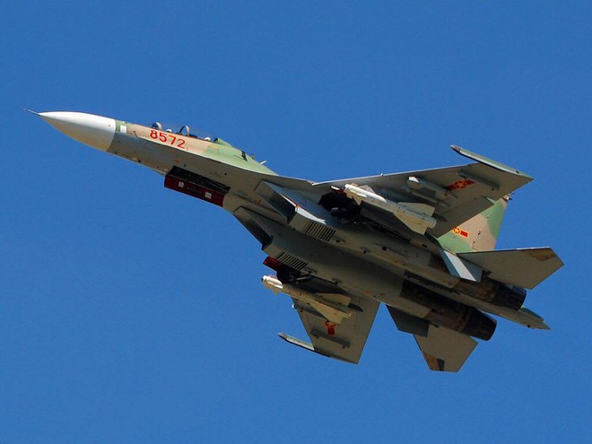 Việt Nam có nên sử dụng cả Su-30SM lẫn Su-35S như Không quân Nga? - Ảnh 3.