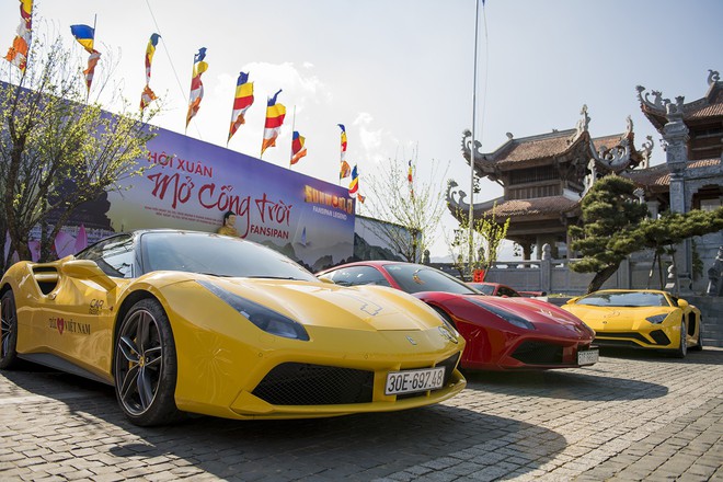 Chủ nhân Ferrari độc nhất Việt Nam chia sẻ bảo bối vượt ổ voi Tây Bắc - Ảnh 12.