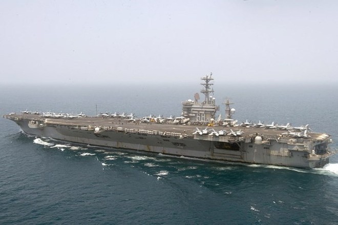 Cận cảnh những tàu sân bay cùng lớp với USS Carl Vinson sắp thăm Việt Nam - Ảnh 2.