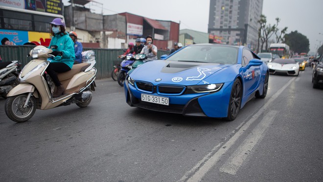 Chân dung bóng hồng duy nhất cầm cương siêu xe trong hành trình Car & Passion 2018 - Ảnh 11.