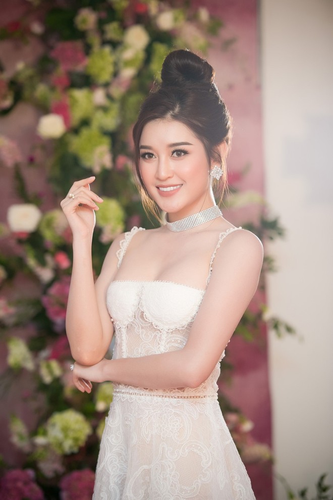 Dàn Hoa hậu, Á hậu gửi lời chúc và đặt cược vào chiến thắng của Hương Giang tại Hoa hậu Chuyển giới Quốc tế - Ảnh 3.