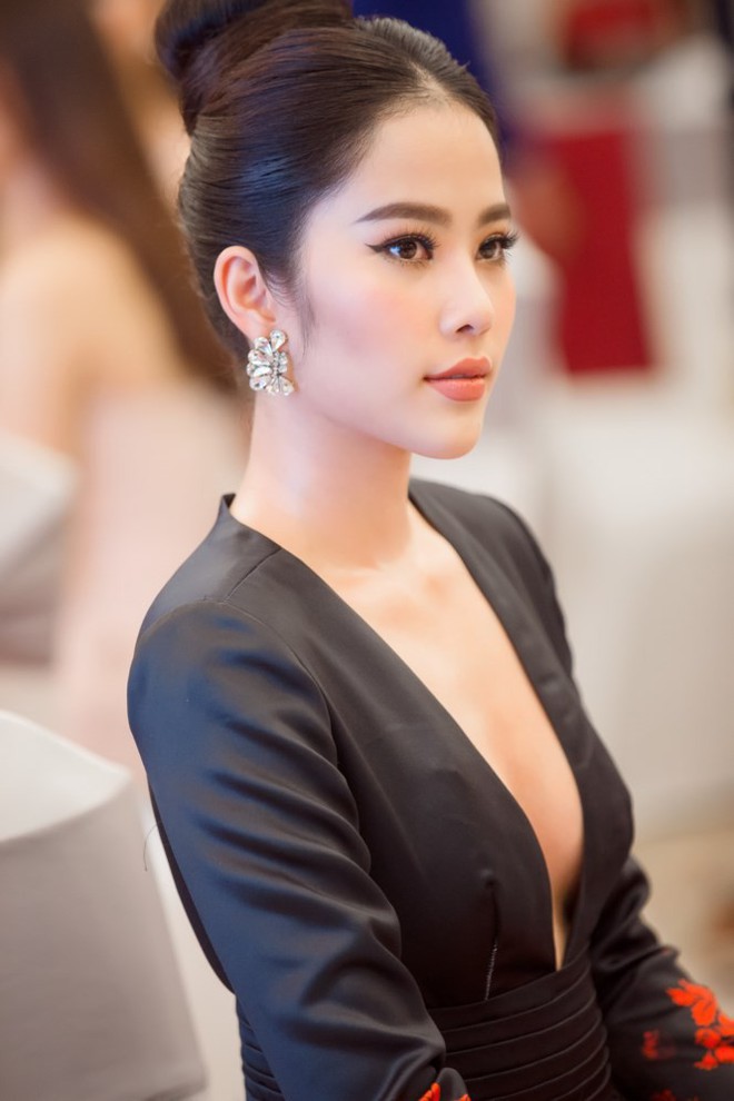 Dàn Hoa hậu, Á hậu gửi lời chúc và đặt cược vào chiến thắng của Hương Giang tại Hoa hậu Chuyển giới Quốc tế - Ảnh 4.