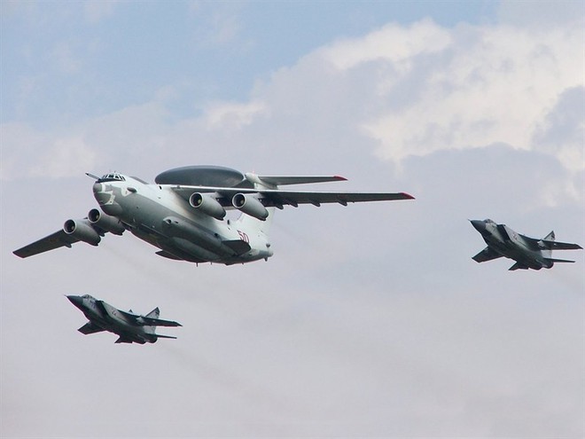 Nga cao tay ở Syria: A-50 và IL-38N -  Tàu nổi hay ngầm, chiến cơ và tên lửa Mỹ lộ hàng - Ảnh 1.