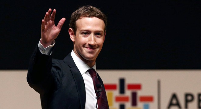 Đối mặt với 2 ngày điều trần cũng là lần hiếm hoi Mark Zuckerberg chịu mặc áo vest - Ảnh 9.