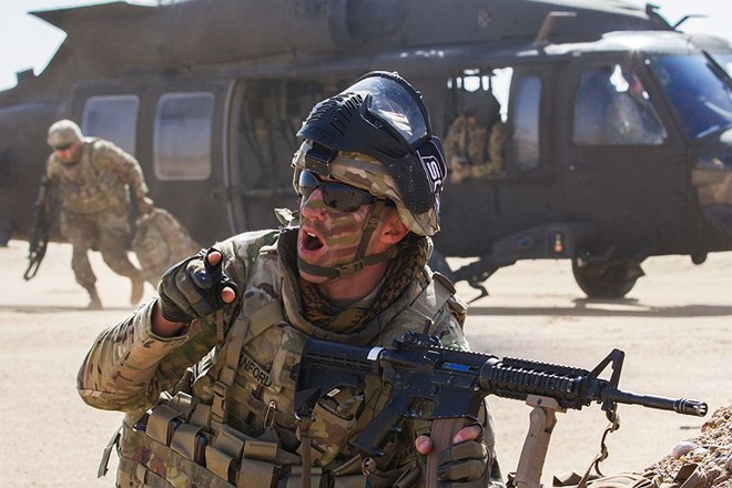 Cận cảnh hoạt động huấn luyện chiến đấu của lính Mỹ đầu năm 2018 - Ảnh 1.