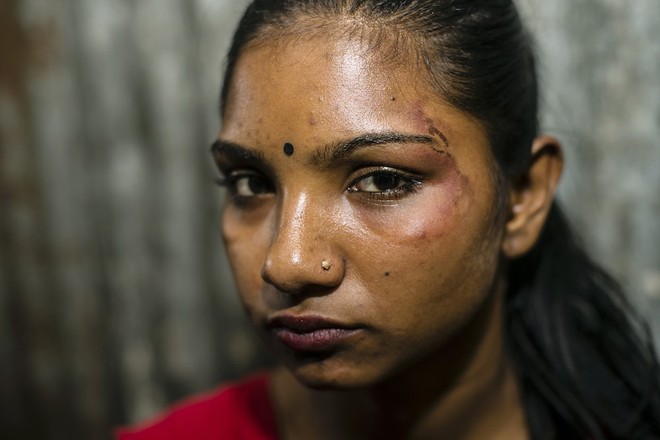 Những mảnh đời buồn tủi ở phố mại dâm 200 tuổi tại Bangladesh: Tảo hôn, tình dục vị thành niên và nhiều niềm hạnh phúc dở dang - Ảnh 11.