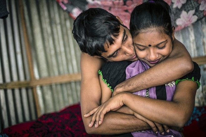 Những mảnh đời buồn tủi ở phố mại dâm 200 tuổi tại Bangladesh: Tảo hôn, tình dục vị thành niên và nhiều niềm hạnh phúc dở dang - Ảnh 10.