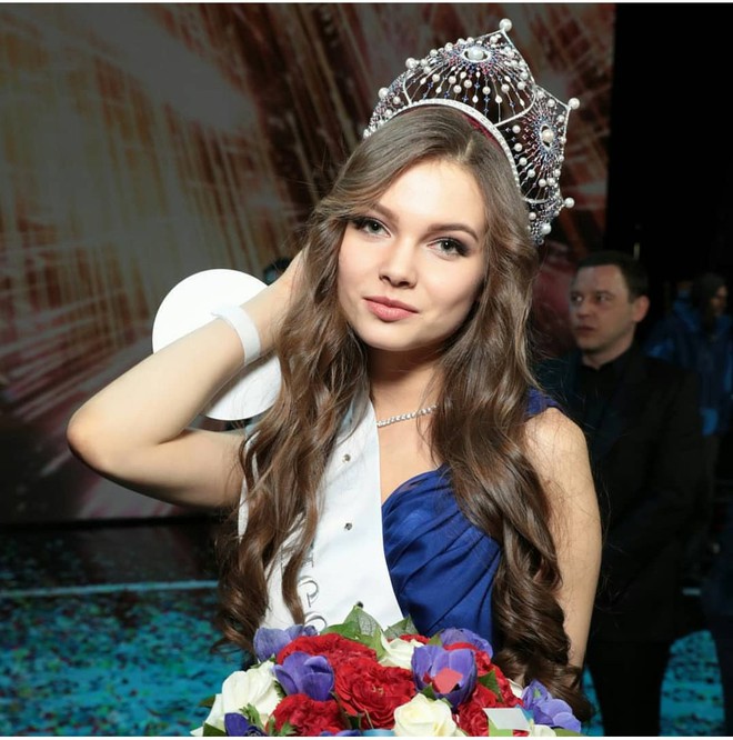 Sắc đẹp mỹ miều nhìn là mê luôn của Tân Hoa hậu Nga vừa đăng quang - Ảnh 8.