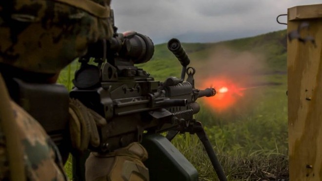Ảnh: Thủy quân lục chiến Mỹ huấn luyện sử dụng thành thạo súng đạn - Ảnh 7.