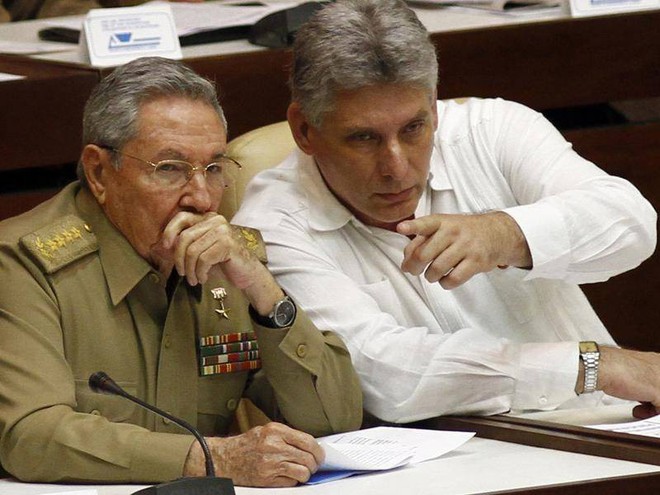 Tân Chủ tịch Cuba Miguel Diaz-Canel: Nhà lãnh đạo kỹ trị thích đi xe đạp, nghe The Beatles - Ảnh 1.