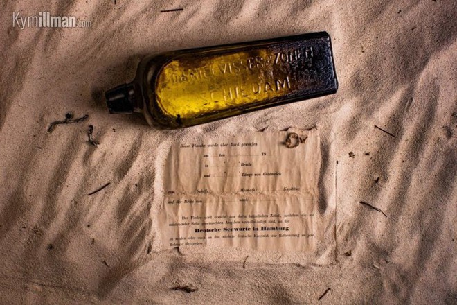 Bí ẩn bức thư cổ nhất thế giới trong chai: Lênh đênh trên biển gần 132 năm - Ảnh 1.