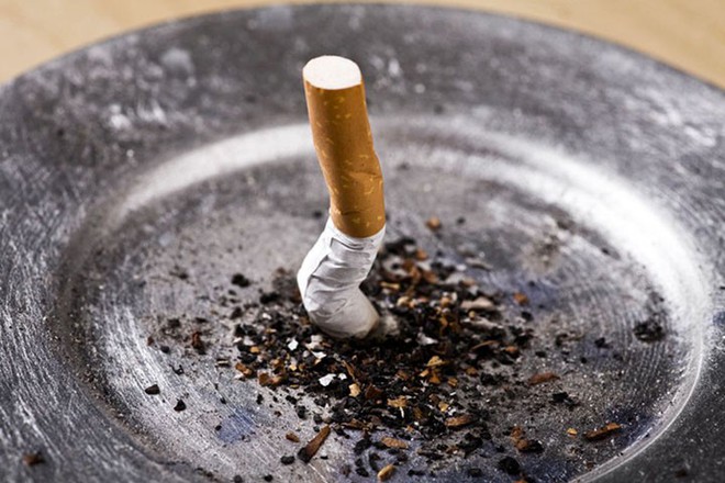 Bạn có biết: Thứ độc hại nhất trong thuốc lá không phải nicotine - Ảnh 2.