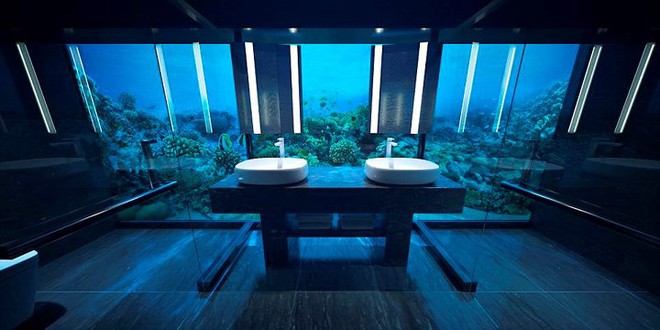 Bạn có muốn ngủ cùng cá trong biệt thự sang chảnh dưới biển Maldives - Ảnh 3.