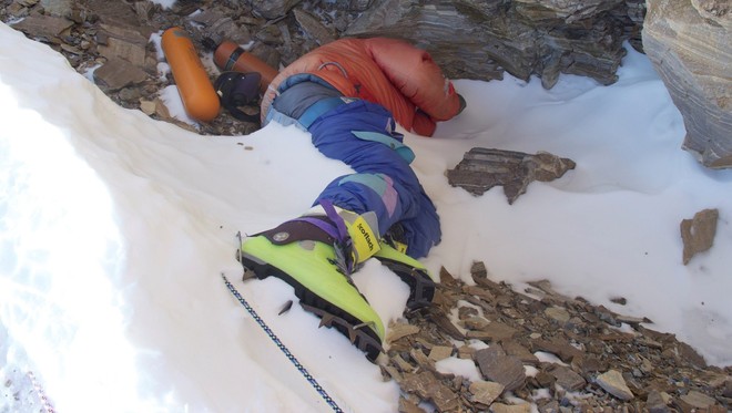 Hai cách để chết trên Everest - tử địa lộ thiên lớn nhất hành tinh - Ảnh 4.