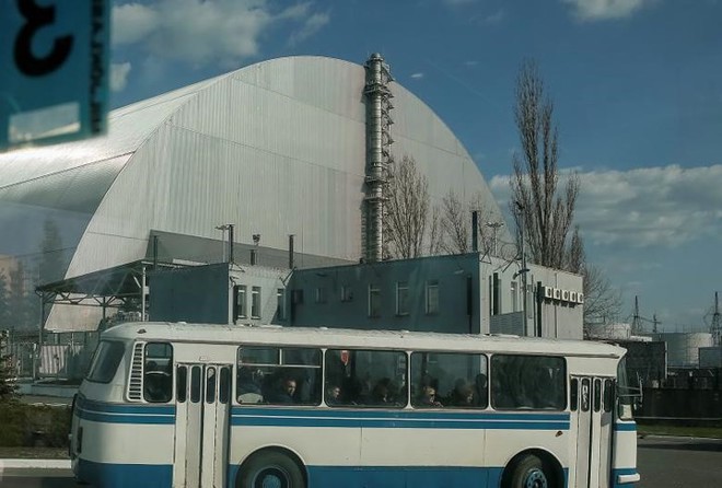 Ám ảnh bên trong nhà máy điện hạt nhân Chernobyl sau hơn 30 năm - Ảnh 16.