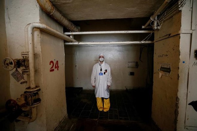 Ám ảnh bên trong nhà máy điện hạt nhân Chernobyl sau hơn 30 năm - Ảnh 18.