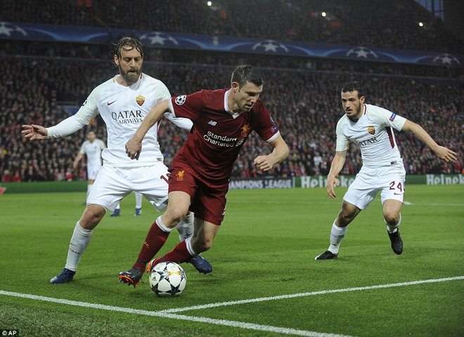 Salah khơi mào cho đêm Liverpool vùi dập AS Roma, khiến Barca tiếc đến ngẩn ngơ - Ảnh 16.