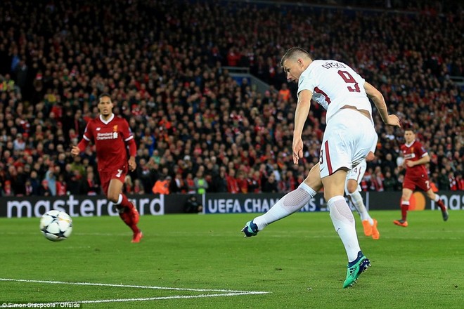 Salah khơi mào cho đêm Liverpool vùi dập AS Roma, khiến Barca tiếc đến ngẩn ngơ - Ảnh 28.