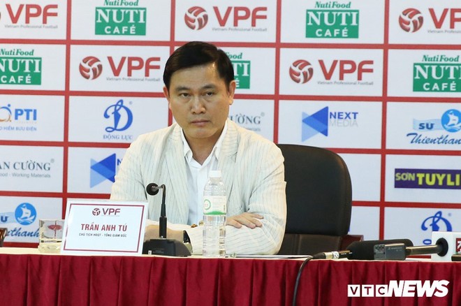BLV Quang Huy: Bầu Tú làm tốt ở VPF là hay rồi, không cần giữ nhiều chức vụ - Ảnh 1.