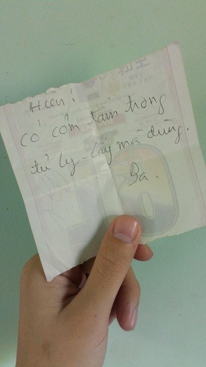 Mẩu giấy bố mẹ để lại trên bàn cho con khiến nhiều người rưng rưng xúc động - Ảnh 9.