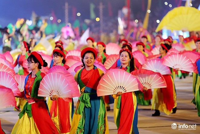 Những hình ảnh ấn tượng tại Lễ hội Carnaval Hạ Long 2018 - Ảnh 13.