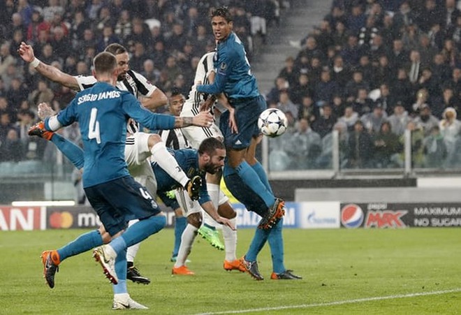 Đằng sau hào quang của Ronaldo, có một chiến binh lặng lẽ gồng gánh Real Madrid - Ảnh 1.