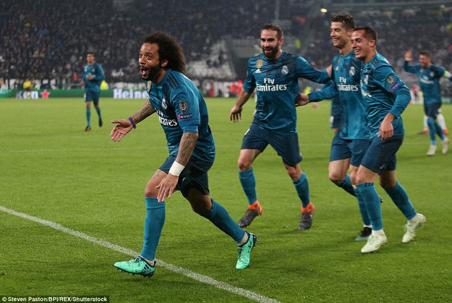 Ghi siêu phẩm vĩ đại, Ronaldo vùi dập không thương tiếc Juventus - Ảnh 4.
