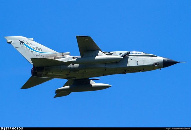 Panavia Tornado - Chiến cơ biểu tượng của không quân châu Âu bị bỏ rơi - Ảnh 8.