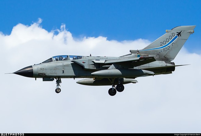 Panavia Tornado - Chiến cơ biểu tượng của không quân châu Âu bị bỏ rơi - Ảnh 10.