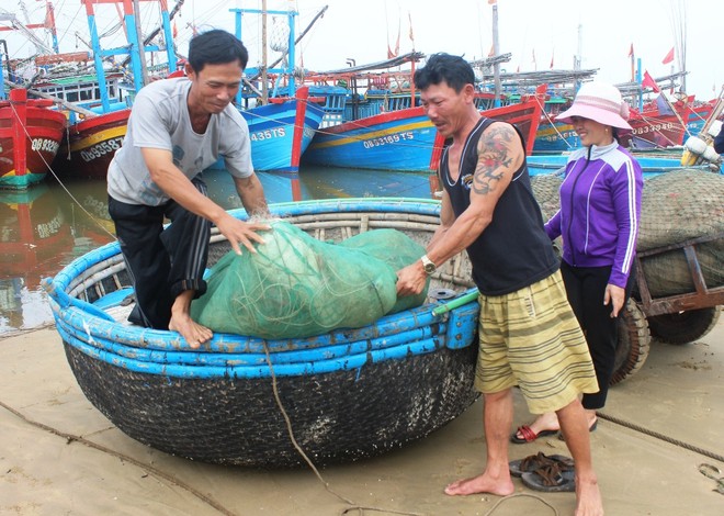 Chủ tịch xã ở Quảng Bình muốn trích tiền đền bù sự cố Formosa cho cán bộ đi du lịch - Ảnh 2.