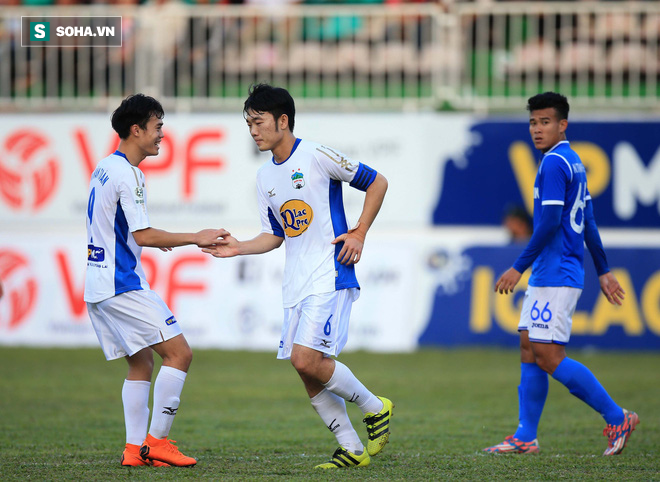 Từ thảm bại trước Hà Nội FC, Công Phượng và đồng đội tỏa sáng ở Pleiku - Ảnh 3.