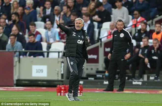 Mourinho: ‘MU hy vọng Lukaku sẽ đá... dự bị chung kết FA cup - Ảnh 2.