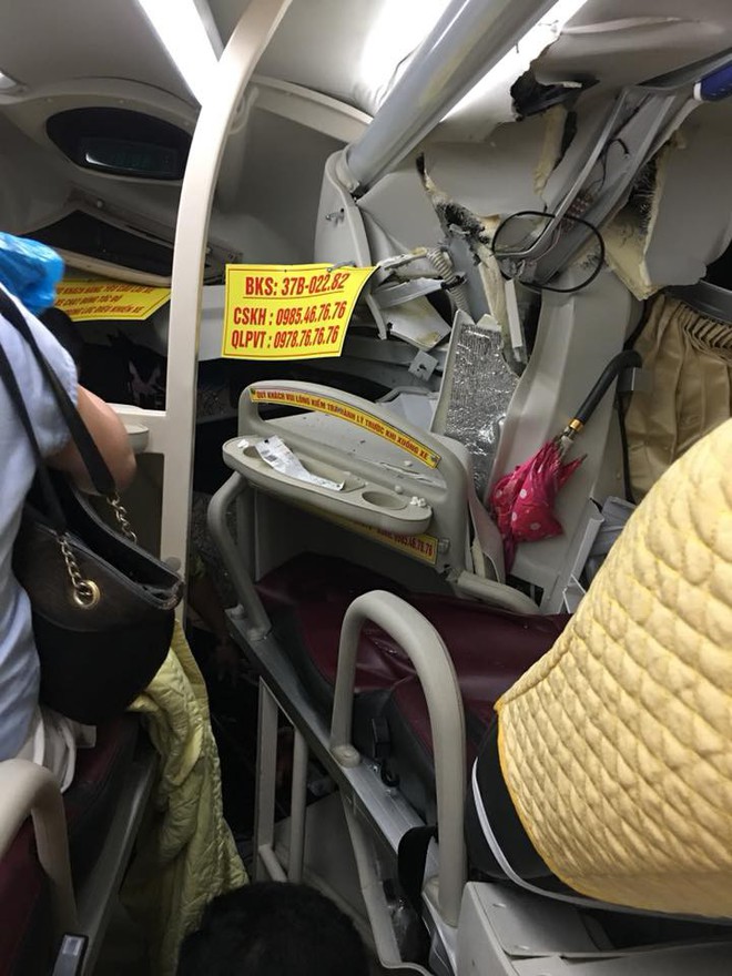 Xe chở khách du lịch bị tông nát đầu: Pha thoát hiểm không tưởng và đêm trắng ở Nghệ An - Ảnh 4.