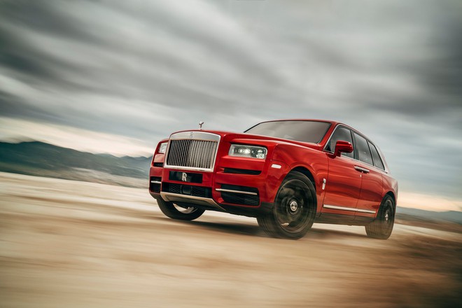 Cận cảnh chiếc SUV siêu sang Rolls-Royce Cullinan - Ảnh 2.