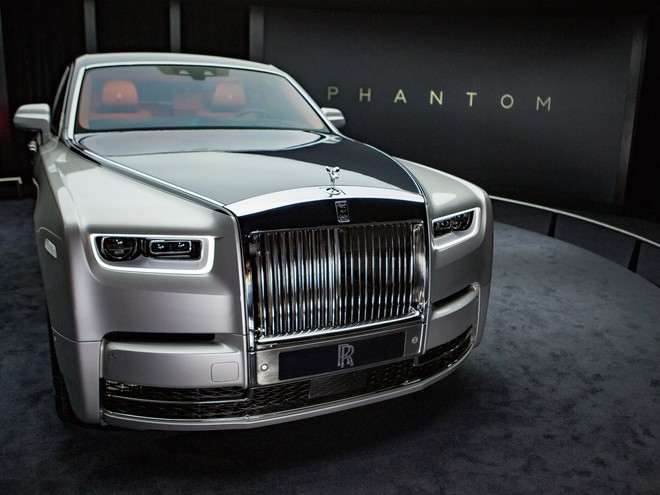 Cận cảnh chiếc SUV siêu sang Rolls-Royce Cullinan - Ảnh 3.