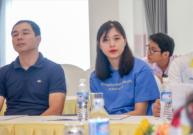 “Hoa khôi” tuổi 16 của bóng chuyền Việt Nam - Ảnh 2.