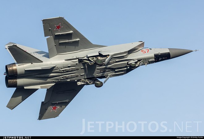 Sức mạnh đáng gờm của siêu tiêm kích “ma tốc độ” MiG-31BM - Ảnh 11.
