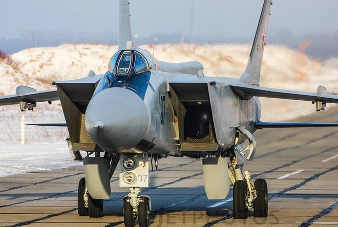 Sức mạnh đáng gờm của siêu tiêm kích “ma tốc độ” MiG-31BM - Ảnh 9.