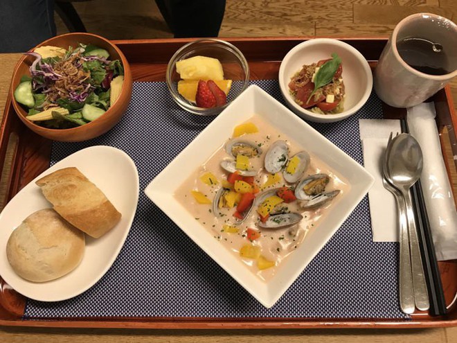 Đồ ăn cho bệnh nhân ở Nhật Bản: Ngon đến nỗi bạn sẽ không muốn ra viện - Ảnh 2.