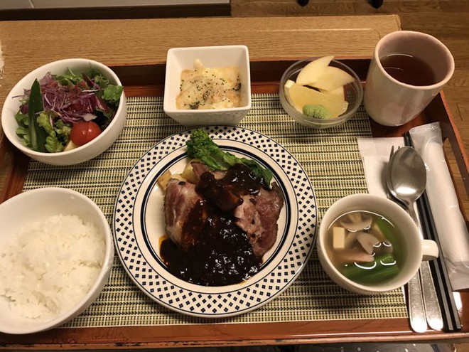 Đồ ăn cho bệnh nhân ở Nhật Bản: Ngon đến nỗi bạn sẽ không muốn ra viện - Ảnh 4.