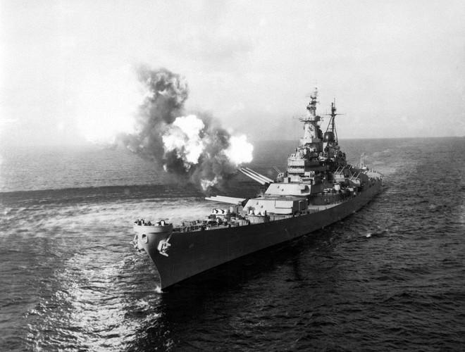 Vụ 4 thiết giáp hạm mạnh nhất của Mỹ tấn công Triều Tiên: Trung Quốc cũng phải run sợ - Ảnh 1.